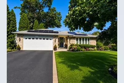 10615 S 83rd Avenue, Palos Hills, IL 60465 - Photo 1