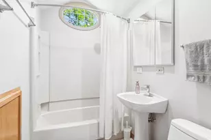 255 West Ln, Lake Zurich, IL 60047 - Photo 19