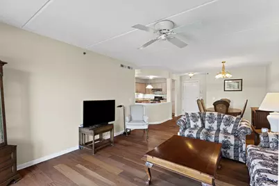 720 Creekside Drive #407B, Mount Prospect, IL 60056 - Photo 7