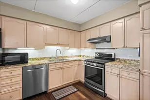 720 Creekside Dr, Mount Prospect, IL 60056 - Photo 11
