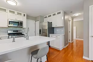3936 Garnette Ct, Naperville, IL 60564 - Photo 9