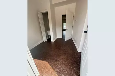 102 N Ohio Street, Aurora, IL 60505 - Photo 3