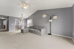 703 Bardeen Ln, Champaign, IL 61822 - Photo 7