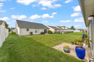 703 Bardeen Ln, Champaign, IL 61822 - Photo 23