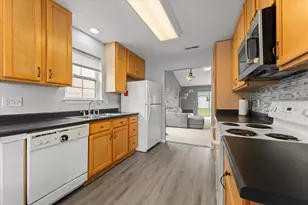 703 Bardeen Ln, Champaign, IL 61822 - Photo 11