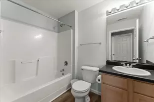 703 Bardeen Ln, Champaign, IL 61822 - Photo 21