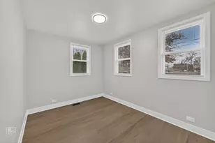 8420 S Carpenter St, Chicago, IL 60620 - Photo 13