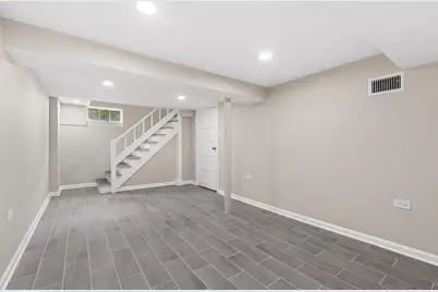 10407 S Eberhart Avenue, Chicago, IL 60628 - Photo 11
