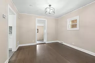 10407 S Eberhart Ave, Chicago, IL 60628 - Photo 5