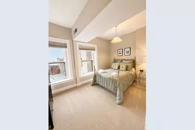 642 N Dearborn Street #4, Chicago, IL 60654 - Photo 7