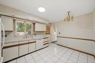 819 River Forest Ct, Bensenville, IL 60106 - Photo 11