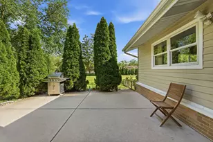 213 Edgeware Rd, Elk Grove Village, IL 60007 - Photo 37