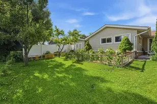213 Edgeware Rd, Elk Grove Village, IL 60007 - Photo 41