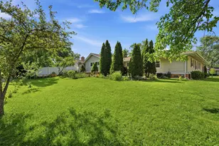 213 Edgeware Rd, Elk Grove Village, IL 60007 - Photo 39