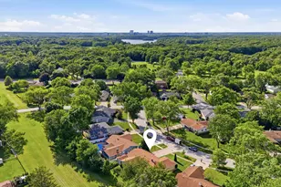 213 Edgeware Rd, Elk Grove Village, IL 60007 - Photo 7