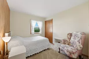213 Edgeware Rd, Elk Grove Village, IL 60007 - Photo 27