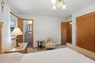 213 Edgeware Rd, Elk Grove Village, IL 60007 - Photo 25