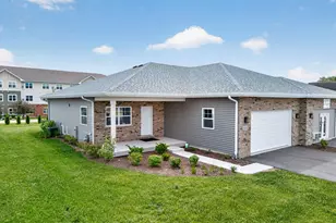 2033 Isabella Ln, Minooka, IL 60447 - Photo 3