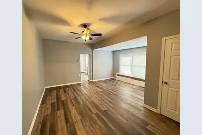 148 N Root Street #2, Aurora, IL 60505 - Photo 7