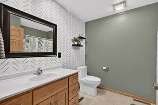 303 Hillside Ave, Ottawa, IL 61350 - Photo 15