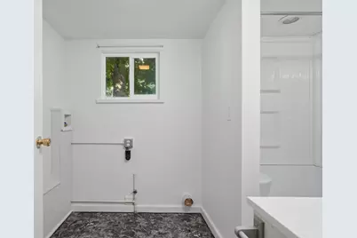 919 Sheridan Avenue, Dixon, IL 61021 - Photo 15