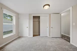 919 Sheridan Ave, Dixon, IL 61021 - Photo 9