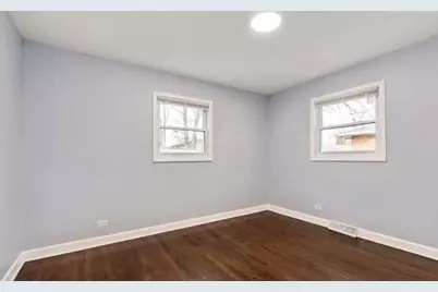 16454 Winchester Avenue, Markham, IL 60428 - Photo 7