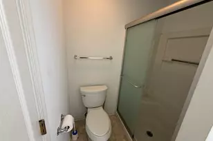465 Metropolitan St, Aurora, IL 60502 - Photo 9
