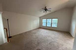 465 Metropolitan St, Aurora, IL 60502 - Photo 5