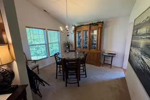 465 Metropolitan St, Aurora, IL 60502 - Photo 9