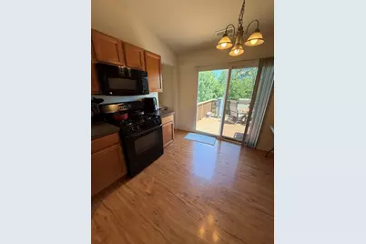 465 Metropolitan Street, Aurora, IL 60502 - Photo 3