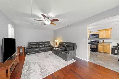 809 E Miner Street #1B, Arlington Heights, IL 60004 - Photo 9