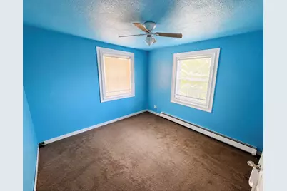 1037 Glenn Drive #B, North Chicago, IL 60064 - Photo 11