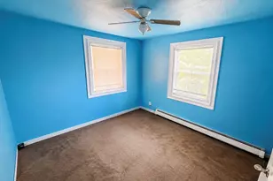 1037 Glenn Dr, North Chicago, IL 60064 - Photo 11