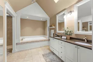 2397 Bluemont Ct, Naperville, IL 60565 - Photo 27