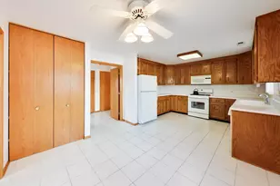 920 N Northwest Hwy, Park Ridge, IL 60068 - Photo 17