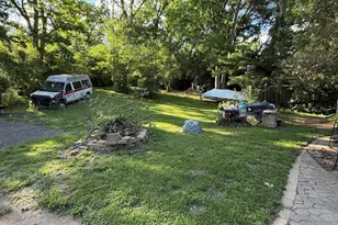 922 Valley Ave, McHenry, IL 60051 - Photo 7