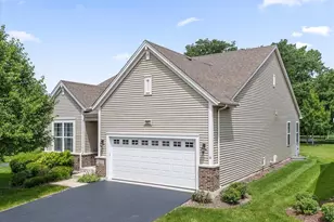 3923 Chesapeake Ln, Naperville, IL 60564 - Photo 3