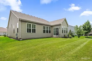 3923 Chesapeake Ln, Naperville, IL 60564 - Photo 23