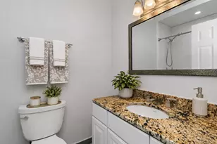 5400 Astor Ln, Rolling Meadows, IL 60008 - Photo 11