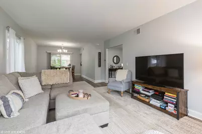 1406 Ruidoso Court #0, Libertyville, IL 60048 - Photo 5