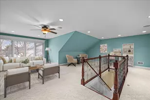 434 W Benton Ave, Naperville, IL 60540 - Photo 29