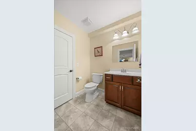 434 W Benton Avenue, Naperville, IL 60540 - Photo 39
