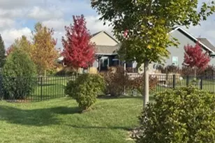1909 Constitution St, Sycamore, IL 60178 - Photo 35