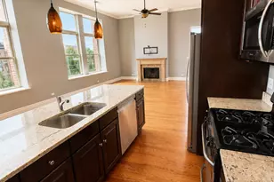 1470 W Carmen Ave, Chicago, IL 60640 - Photo 5