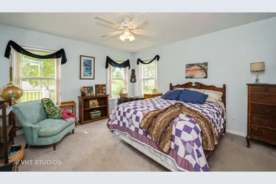 1016 Castleton Court, Grayslake, IL 60030 - Photo 5