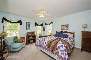 1016 Castleton Ct, Grayslake, IL 60030 - Photo 5
