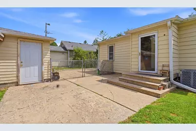 1219 Gates Street, Aurora, IL 60505 - Photo 15