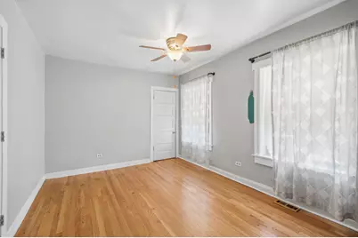 6655 S University Avenue, Chicago, IL 60637 - Photo 13