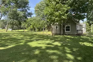 101 N Vermillion St, Troy Grove, IL 61372 - Photo 17